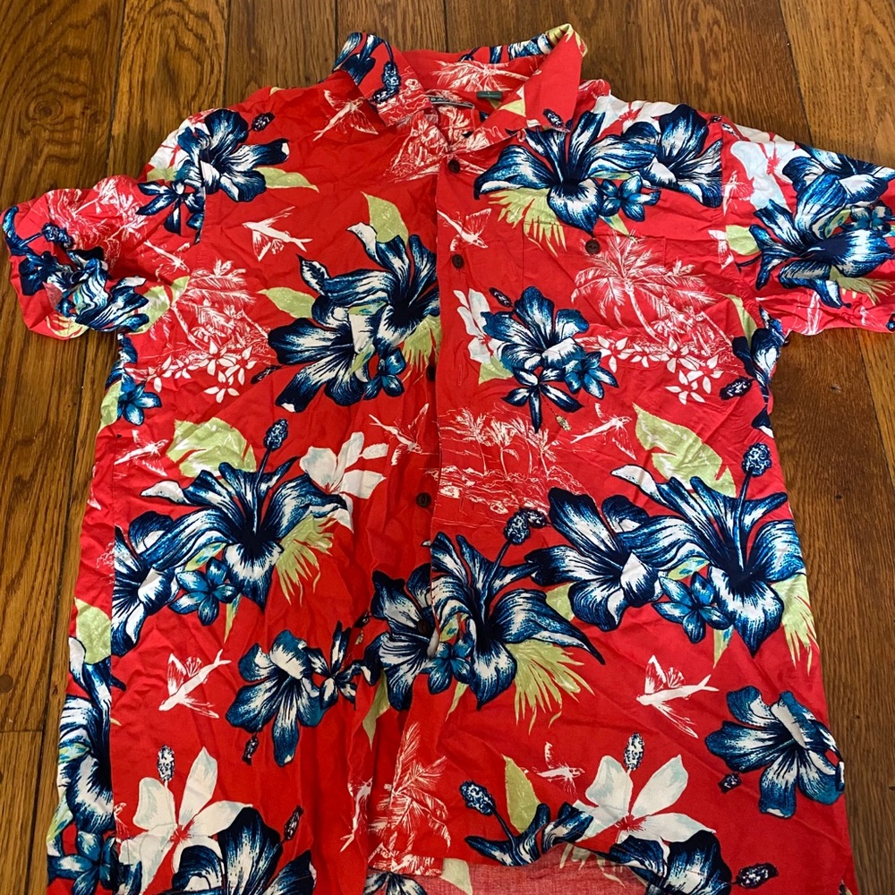 Cute oversized summer Hawaiian shirt
